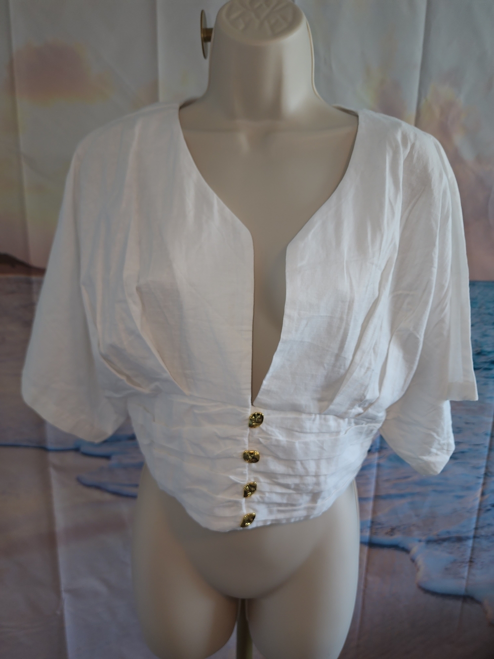 COMMENSE White Button-Front V-Neck Women’s Top